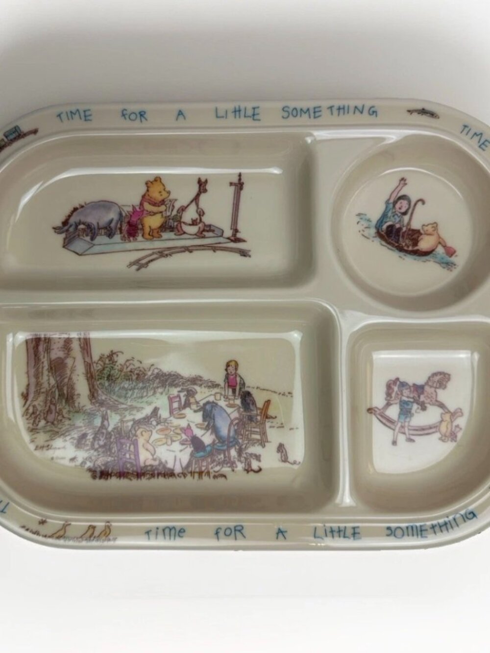 🍯 NEW Classic Winnie The Pooh Selandia Melamine Divided Kids Plate Vintage 🍯